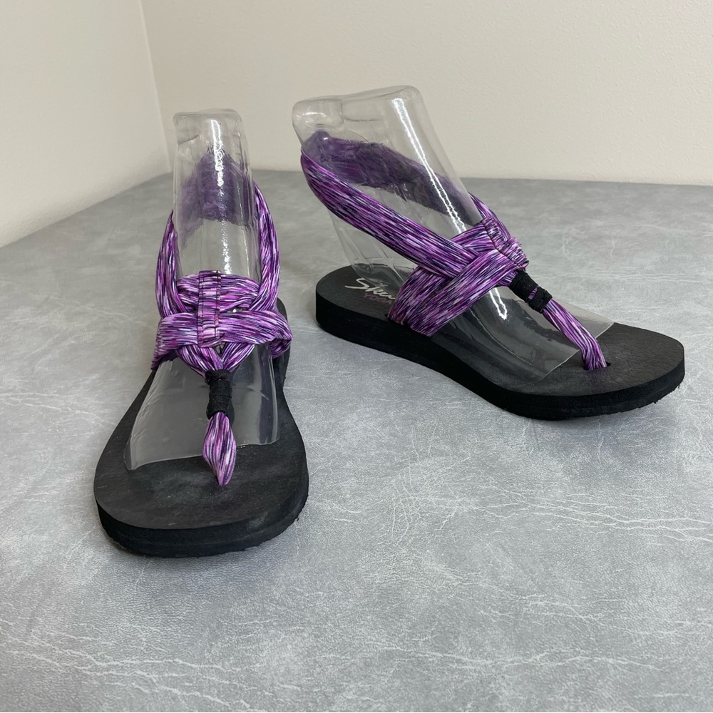 Skechers Women's Purple and Black Yoga Foam Meditation Sandals - Picture 10 of 10